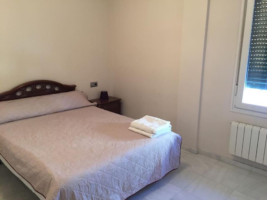 Appartement Amplio Piso En Nervion, Excelente Zona De La Ciudad. à Séville Extérieur photo